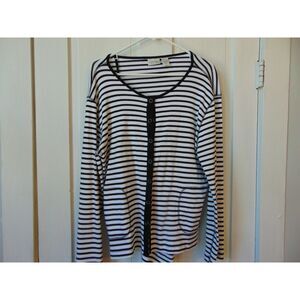 Two Piece Jacket and tank set by Chico's Black and white Size XL no flaws